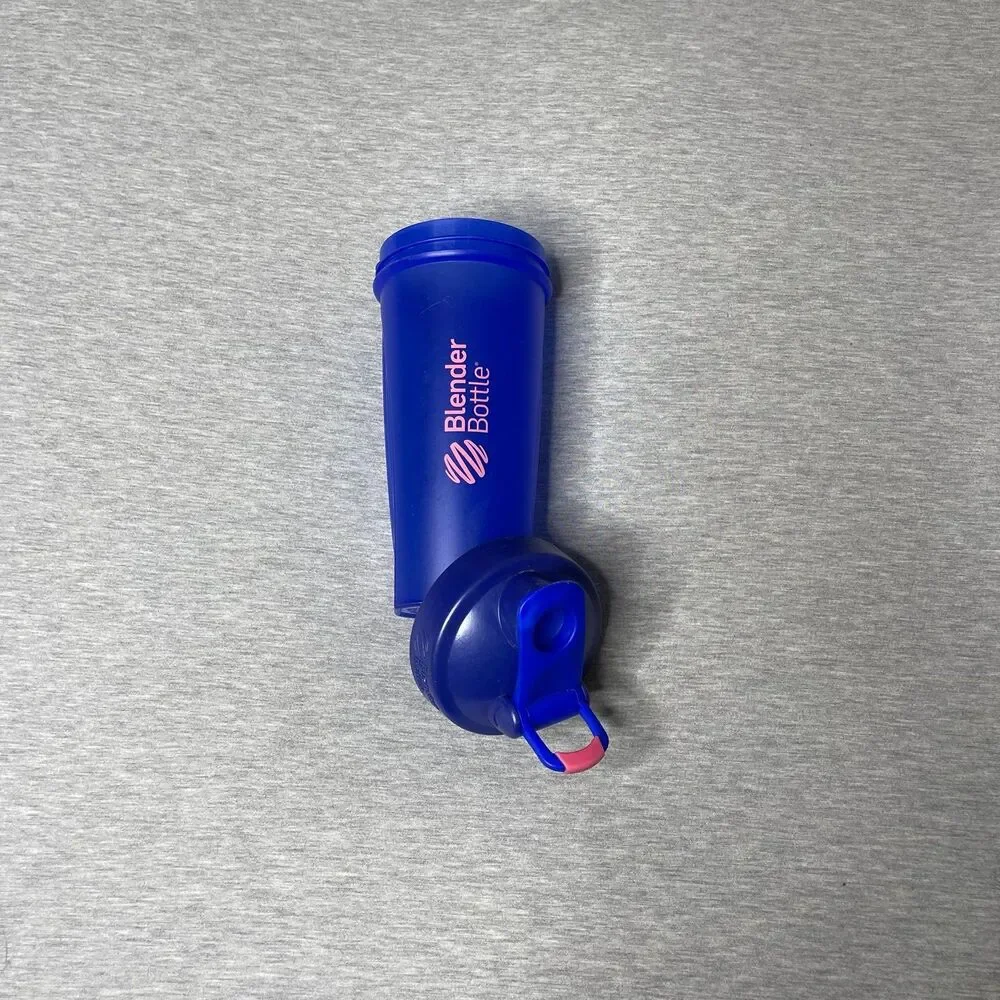 BlenderBottle pink woman their
